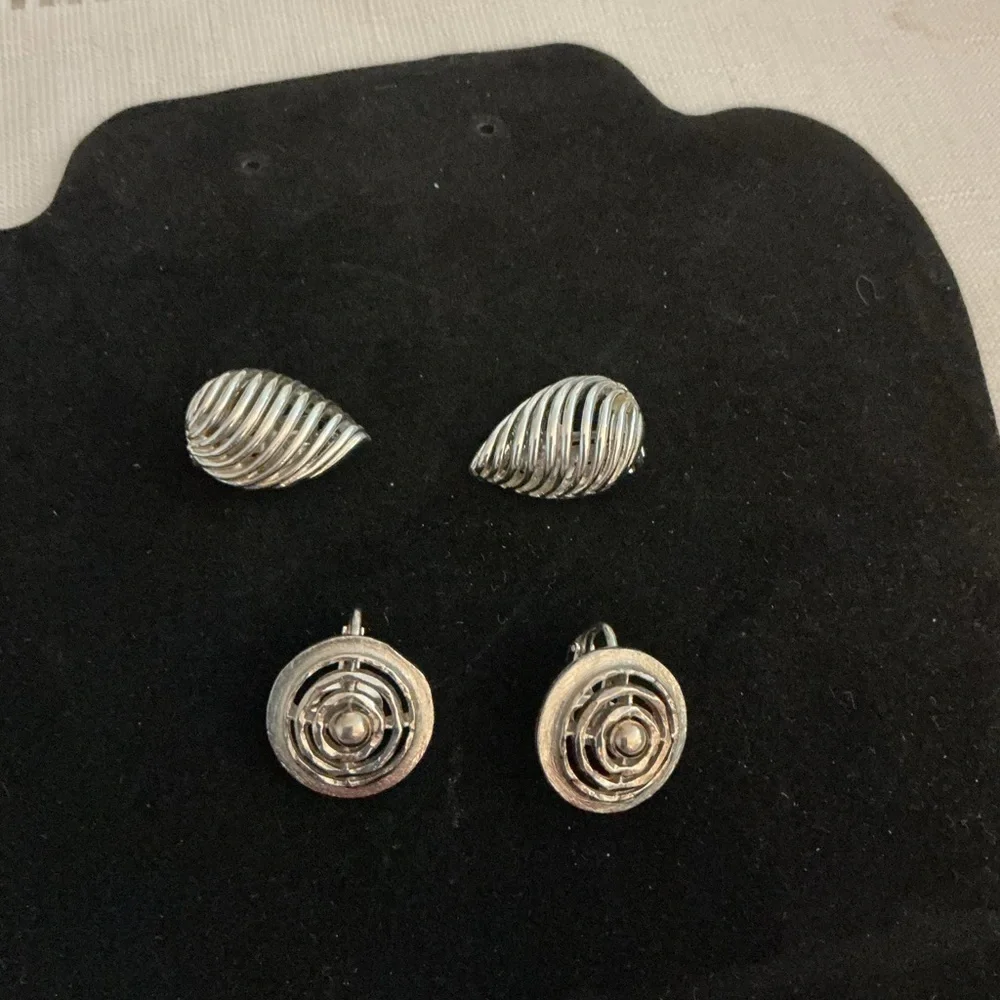 Coro Vintage Silver Tone Clip On Earrings